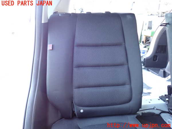 2UPJ-26387145]CX-5(KE2FW)右2列目シート 中古_m0003.jpg