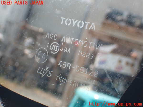 1UPJ-26391200]ヴォクシーハイブリッド(ノアハイブリッド)(ZWR80G)右フロント三角窓ガラス 43R-00122 中古_m0002.jpg