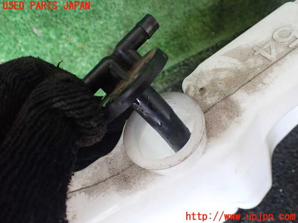 5UPJ-26392410]ヴォクシーハイブリッド(ノアハイブリッド)(ZWR80G)ラジエータータンク 中古_m0003.jpg