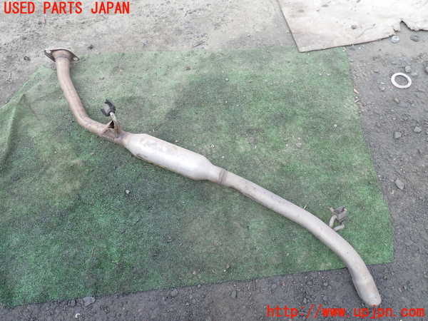 1UPJ-26392671]ヴォクシーハイブリッド(ノアハイブリッド)(ZWR80G)リアマフラー1 中古_m0001.jpg