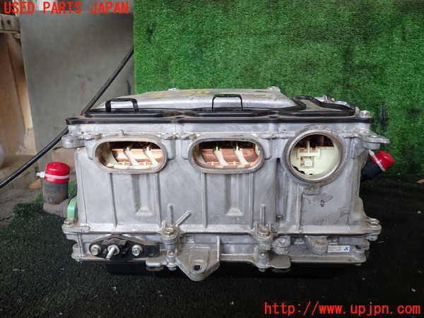 1UPJ-26396916]ヴォクシーハイブリッド(ノアハイブリッド)(ZWR80G)インバーターコンバーター ジャンク部品取り_m0002.jpg