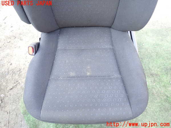 5UPJ-26397065]ヴォクシーハイブリッド(ノアハイブリッド)(ZWR80G)助手席シート 中古_m0003.jpg