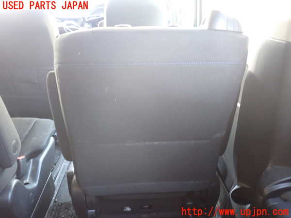 5UPJ-26397145]ヴォクシーハイブリッド(ノアハイブリッド)(ZWR80G)右2列目シート 中古_m0005.jpg