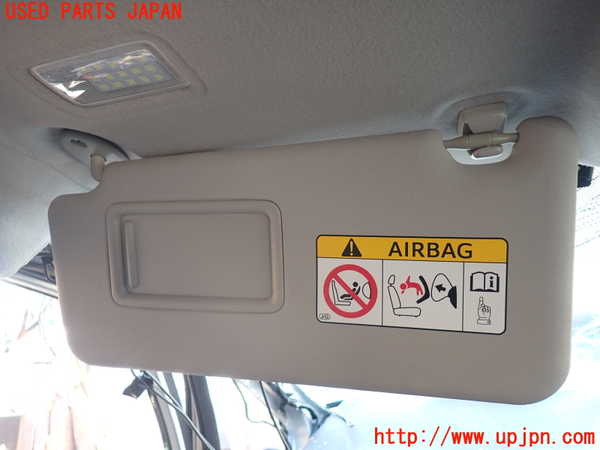 5UPJ-26397630]ヴォクシーハイブリッド(ノアハイブリッド)(ZWR80G)室内サンバイザー左側 中古_m0003.jpg