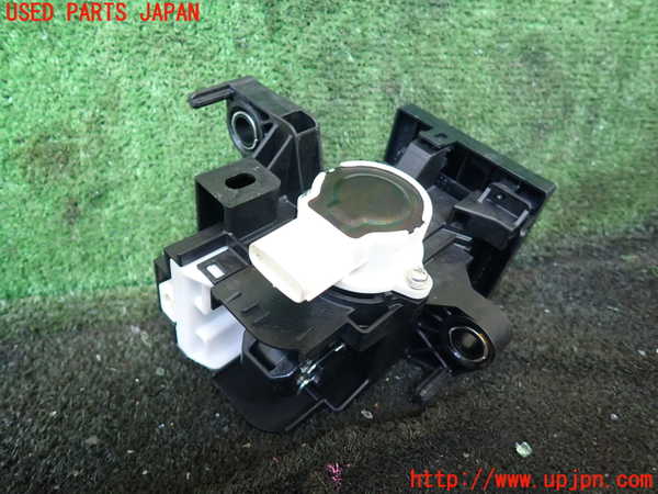 1UPJ-26397555]ヴォクシーハイブリッド(ノアハイブリッド)(ZWR80G)ATシフトレバー 中古_m0002.jpg