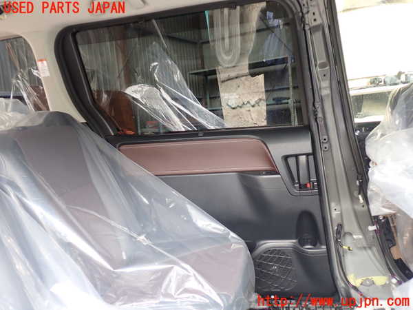 1UPJ-26401320]エスクァイアハイブリッド(ZWR80G)左後ドア NSG M31Q8 中古_m0004.jpg