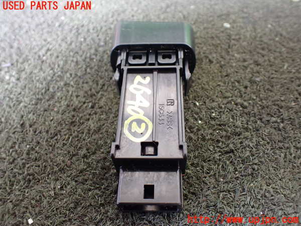 1UPJ-26406307]エスクァイアハイブリッド(ZWR80G)スイッチ2 (パーキングポジション) 中古_m0002.jpg