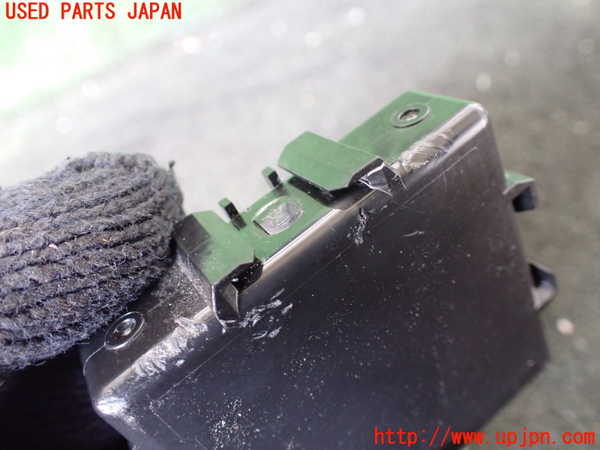 1UPJ-26406146]エスクァイアハイブリッド(ZWR80G)コンピューター1 (ヘッドランプレベリング) 中古_m0004.jpg