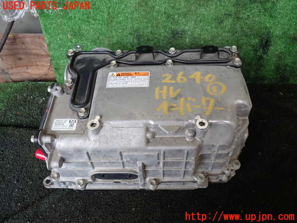 1UPJ-26406916]エスクァイアハイブリッド(ZWR80G)インバーターコンバーター 中古_m0001.jpg