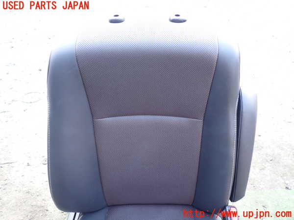 5UPJ-26407035]エスクァイアハイブリッド(ZWR80G)運転席シート 中古_m0002.jpg