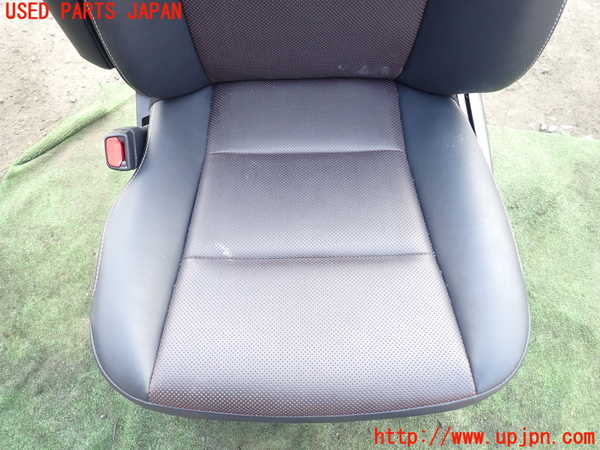 1UPJ-26407065]エスクァイアハイブリッド(ZWR80G)助手席シート 中古_m0003.jpg