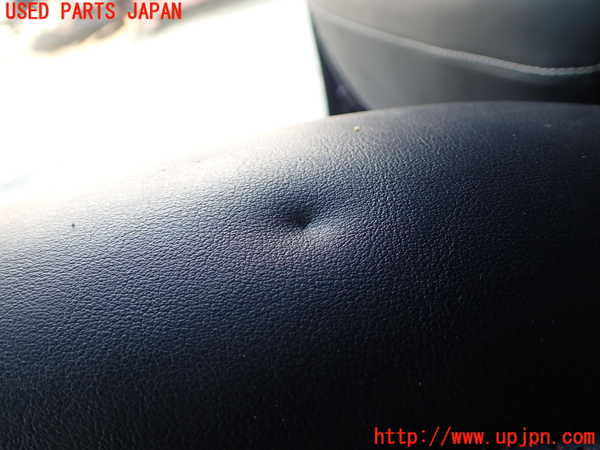 5UPJ-26407175]エスクァイアハイブリッド(ZWR80G)左2列目シート 中古_m0004.jpg