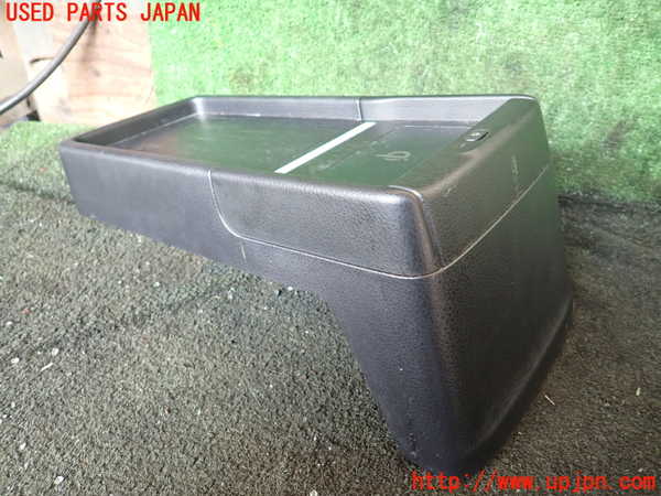 1UPJ-26407540]エスクァイアハイブリッド(ZWR80G)センターコンソール 中古_m0003.jpg