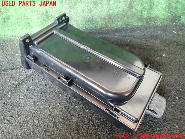1UPJ-26407810]エスクァイアハイブリッド(ZWR80G)ドリンクホルダー 中古_m0004.jpg