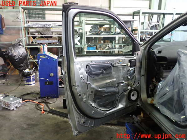 2UPJ-26411260]エクリプスクロス PHEV(GL3W)左前ドア (43R-00034 M2H4) 中古_m0004.jpg