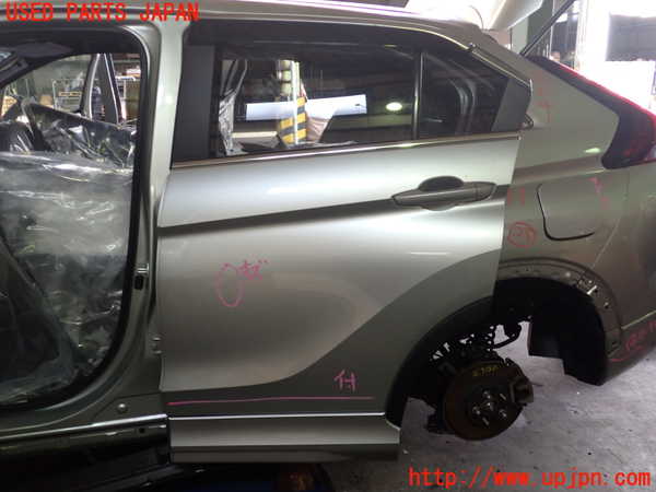 2UPJ-26411320]エクリプスクロス PHEV(GL3W)左後ドア (43R-00150 M2L3) 中古_m0001.jpg