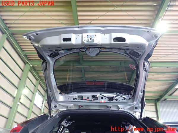 2UPJ-26411566]エクリプスクロス PHEV(GL3W)バックドア リアゲート ハッチ (43R-007953 M2L3) 中古_m0003.jpg