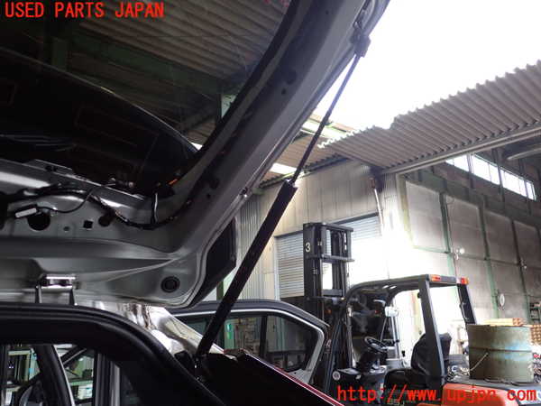 2UPJ-26411584]エクリプスクロス PHEV(GL3W)リアゲートダンパー 中古_m0001.jpg