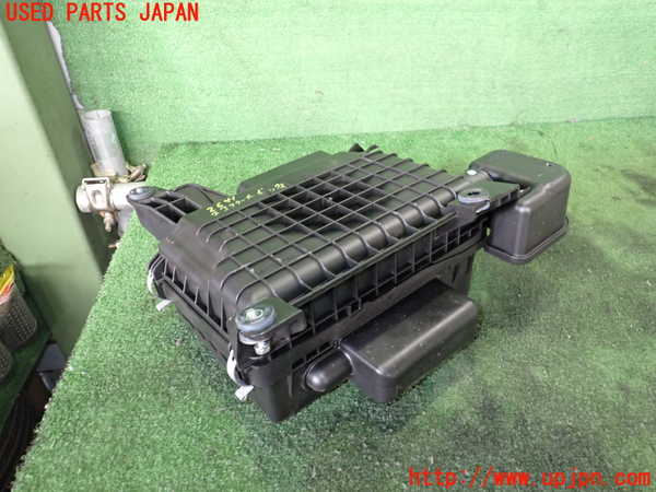 2UPJ-26412560]エクリプスクロス PHEV(GL3W)エアクリーナーボックス 中古_m0002.jpg
