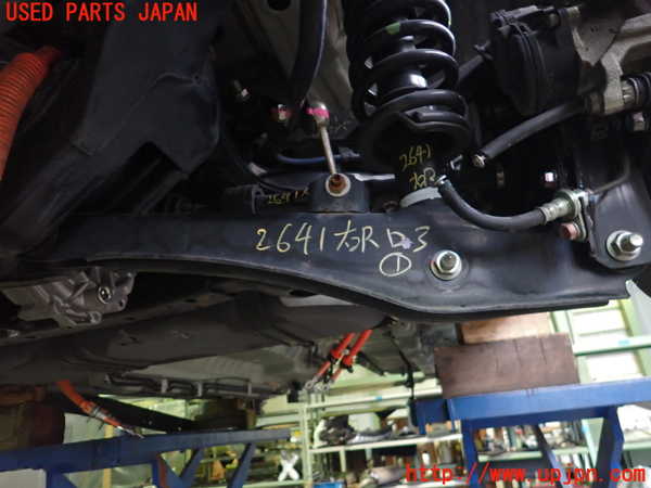 2UPJ-26415200]エクリプスクロス PHEV(GL3W)右リアロアアーム1 中古_m0001.jpg