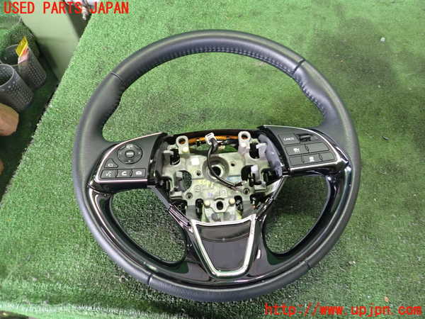 2UPJ-26417855]エクリプスクロス PHEV(GL3W)ステアリングホイール 中古_m0001.jpg