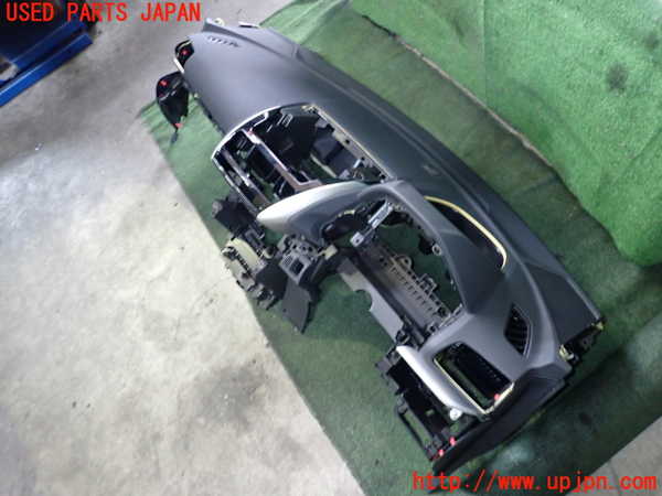 2UPJ-26417505]エクリプスクロス PHEV(GL3W)ダッシュボード 中古_m0001.jpg