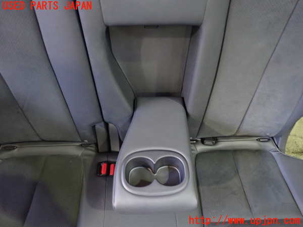 2UPJ-26417385]エクリプスクロス PHEV(GL3W)リアシート 中古_m0003.jpg