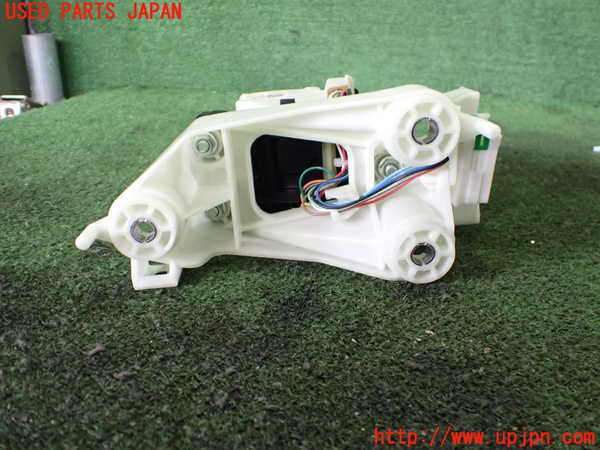 2UPJ-26417555]エクリプスクロス PHEV(GL3W)ATシフトレバー 中古_m0003.jpg
