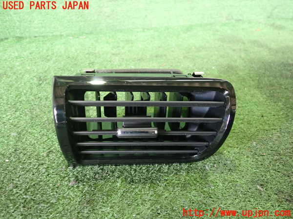 2UPJ-26417527]エクリプスクロス PHEV(GL3W)エアコン吹き出し口2 (右) 中古_m0001.jpg
