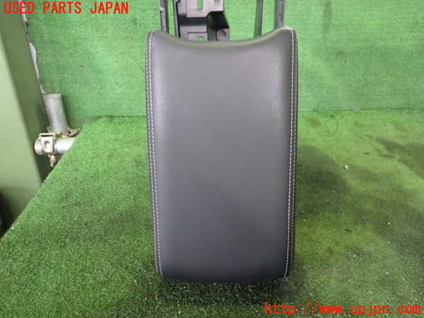 2UPJ-26417540]エクリプスクロス PHEV(GL3W)センターコンソール 中古_m0003.jpg