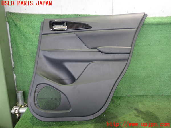 2UPJ-26411294]エクリプスクロス PHEV(GL3W)右後ドア内張り 中古_m0001.jpg