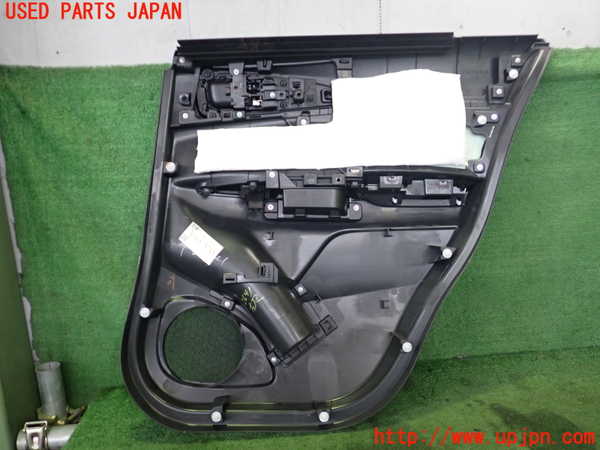 2UPJ-26411324]エクリプスクロス PHEV(GL3W)左後ドア内張り 中古_m0002.jpg