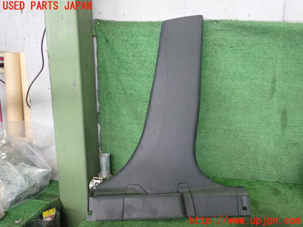2UPJ-26417665]エクリプスクロス PHEV(GL3W)右センターピラートリム 中古_m0002.jpg