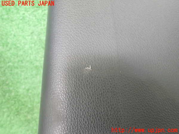 2UPJ-26417665]エクリプスクロス PHEV(GL3W)右センターピラートリム 中古_m0003.jpg