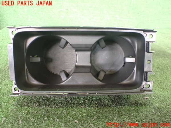 2UPJ-26417810]エクリプスクロス PHEV(GL3W)ドリンクホルダー 中古_m0001.jpg