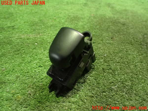 2UPJ-26426245]日産リーフ(ZE1)左前パワーウィンドウスイッチ 中古_m0002.jpg