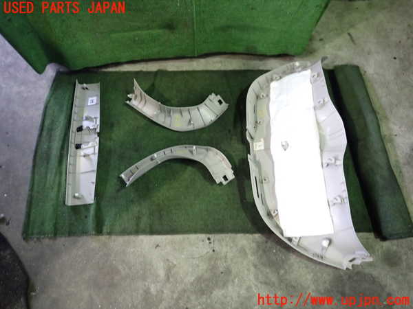 2UPJ-26421578]日産リーフ(ZE1)バックドア内張り 中古_m0002.jpg