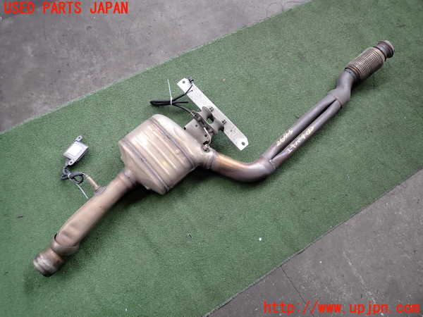 2UPJ-26452631]ベンツ E250 カブリオレ(207436)フロントパイプ1 中古_m0001.jpg