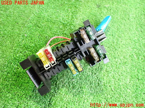 2UPJ-26456743]ベンツ E250 カブリオレ(207436)ヒューズボックス3 中古_m0001.jpg