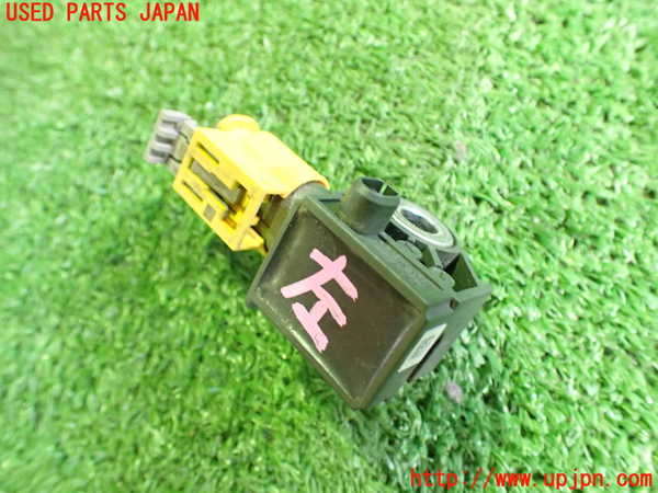 2UPJ-26456357]ベンツ E250 カブリオレ(207436)エアバッグセンサー2 中古_m0002.jpg