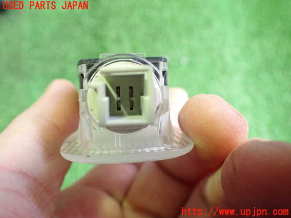 2UPJ-26456412]ベンツ E250 カブリオレ(207436)ルームランプ2 ラゲッジ 中古_m0003.jpg