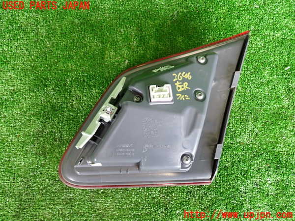 2UPJ-26461552]ベンツ B180(246242)(W246)左リアフィニッシャー 中古_m0002.jpg