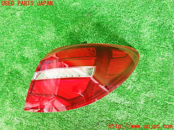 2UPJ-26461530]ベンツ B180(246242)(W246)右テールランプ 中古_m0002.jpg