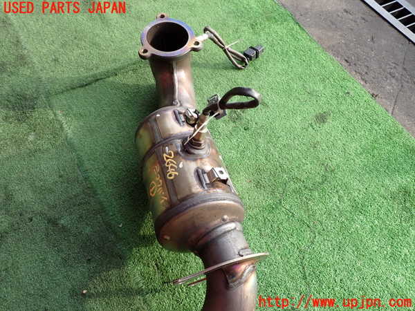 2UPJ-26462661]ベンツ B180(246242)(W246)触媒1 【ジャンク品】 中古_m0002.jpg