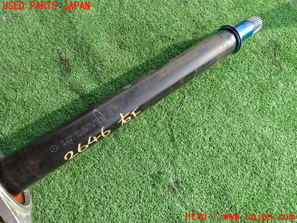 2UPJ-26464010]ベンツ B180(246242)(W246)右フロントドライブシャフト 中古_m0002.jpg