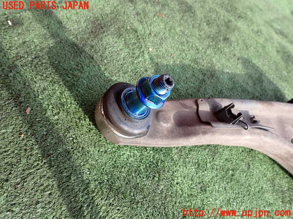 2UPJ-26465186]ベンツ B180(246242)(W246)左フロントロアアーム1 中古_m0002.jpg