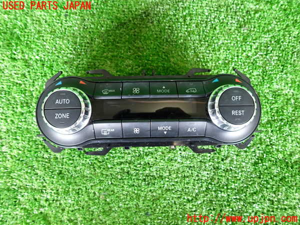 2UPJ-26466066]ベンツ B180(246242)(W246)エアコンスイッチ1 中古_m0001.jpg