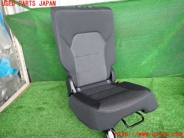 2UPJ-26467405]ベンツ B180(246242)(W246)右リアシート 中古_m0001.jpg