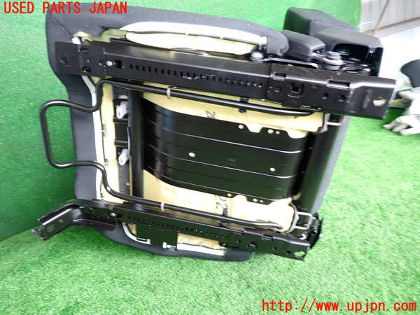 2UPJ-26467405]ベンツ B180(246242)(W246)右リアシート 中古_m0005.jpg