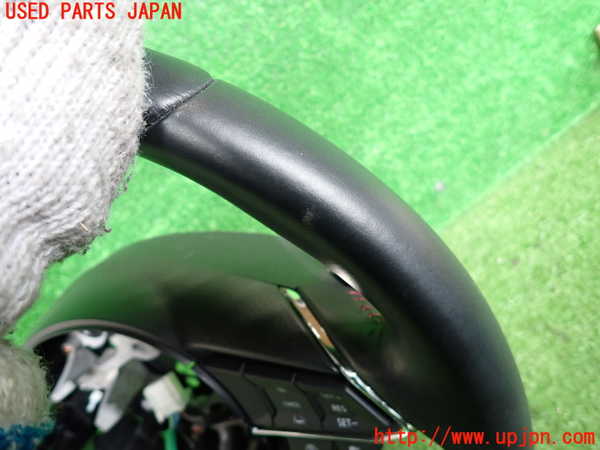2UPJ-26477855]CX-5(KF2P)ステアリングホイール 中古_m0002.jpg